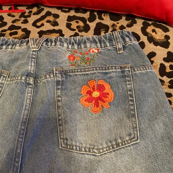 Oh Cropped Jeans Floral Embroidery Capri L - Picture 6 of 10